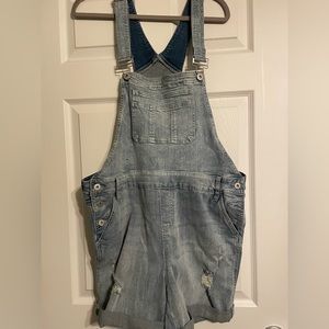 Torrid denim short jumper brand new with tags